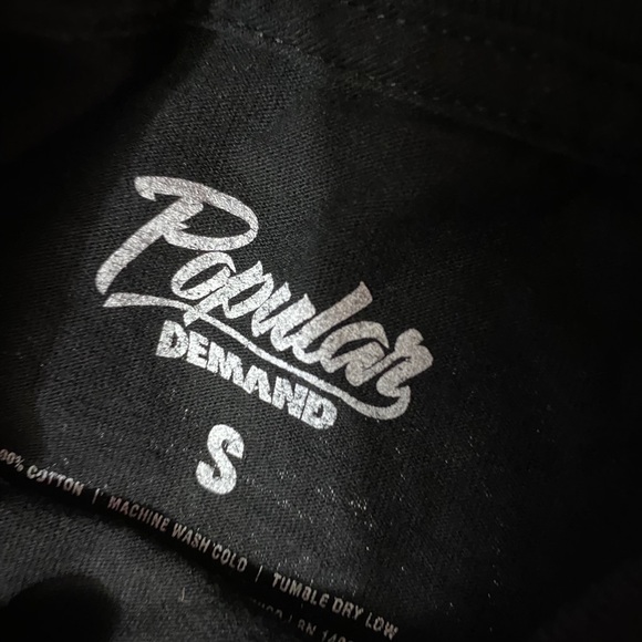 Popular Demands Tee - Picture 2 of 2